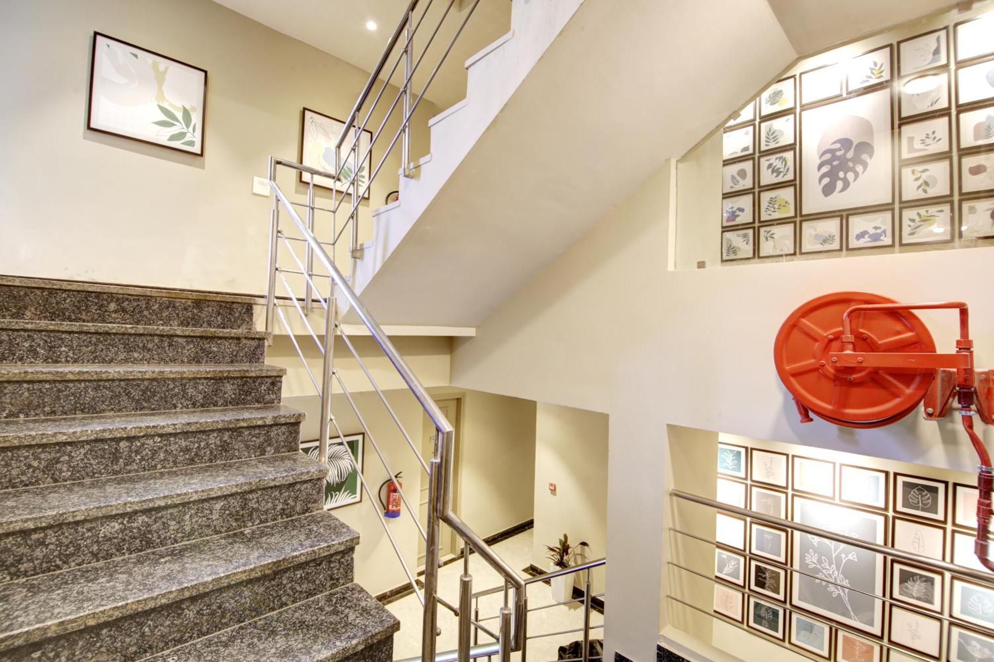 Saltstayz Select - Golf Course Road Gurgaon Eksteriør billede