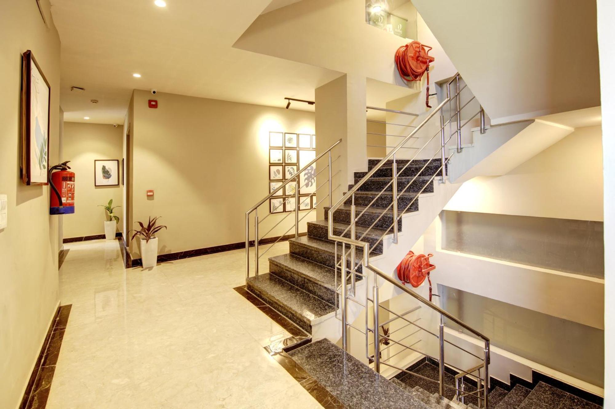 Saltstayz Select - Golf Course Road Gurgaon Eksteriør billede